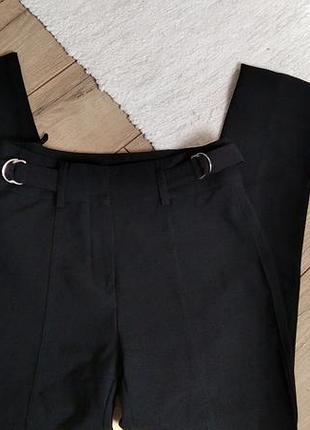 Чорні брюки з розрізами від bershka