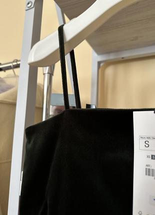 Бархатное платье миди zara платье велюровое на бретелях7 фото