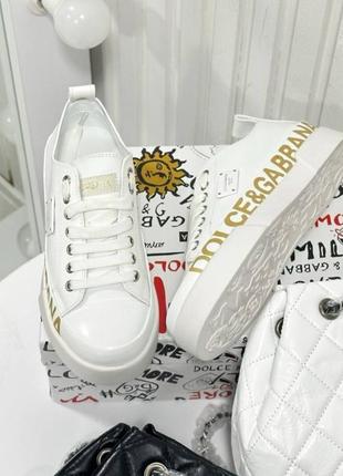 Кросівки білі шкіра