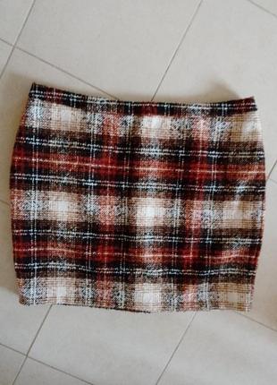 Красива фірмова  спідничка в клітинку 20 розміру