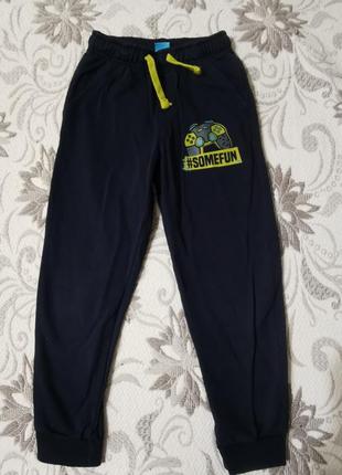 Детские спортивные штаны