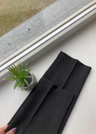 Базові чорні штани брюки завужені на щодень3 фото