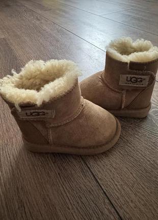 Оригинальный ugg 21р. 2