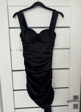 Платье вечернее черное