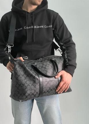 Сумка coach voyager duffle bag in charcoal4 фото
