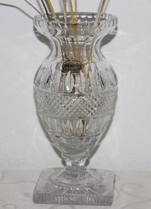 Хрустальная ваза