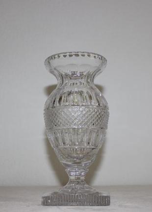 Хрустальная ваза