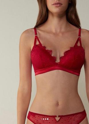Бюст бюстгалтер лиф интимиссимые красный 70в intimissi