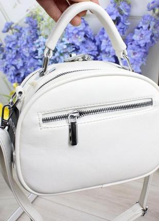 Жіноча стильна та якісна сумка з еко шкіри біла4 фото