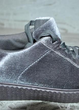 Кроссовки 35 размер