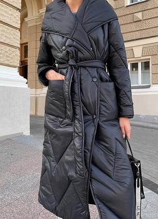 Пальто зимнее до -20 черное стеганое длинно с капюшоном