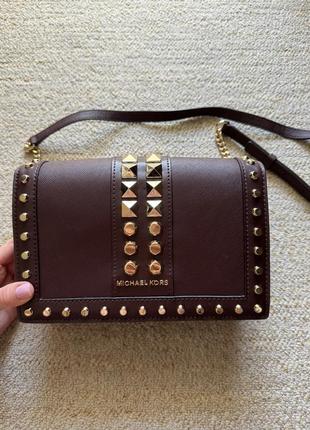 Сумка michael kors бургунди с шипами