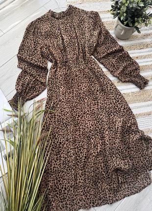 Леопардовое платье миди