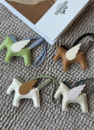 Брелок шкіряний на сумку, коник в стилі hermes