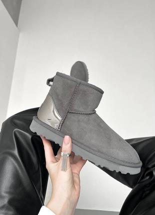 Ugg mini grey metallic жіночі сірі