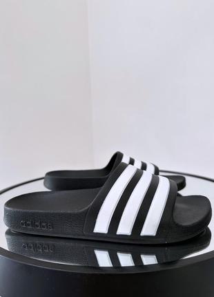 Класичні популярні шльопанці adidas