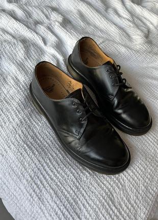 Dr.martens оригинал туфли мужские кожаные лакированные 42 размер черные3 фото