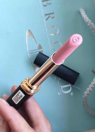 Матовая помада loreal