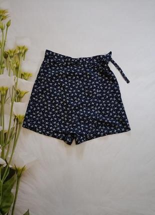 Шорты-юбка, размер xs.