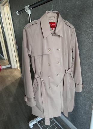 Утеплений плащ guess