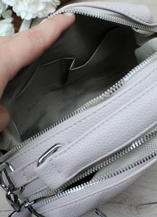 Женская стильная и качественная сумка из эко кожи св.серая6 фото