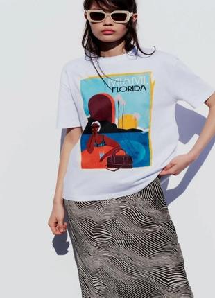 Жіноча футболка zara біла з малюнком розмір l (48)
