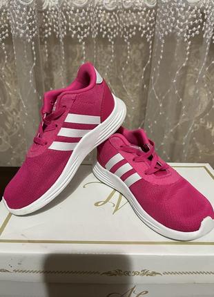 Кросівки для дівчинки adidas