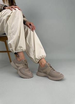 Кроссовки женские кожаные