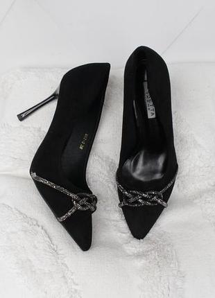 Шикарні туфлі, човники, лодочки 38 розміру