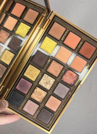 Палетка huda beauty
