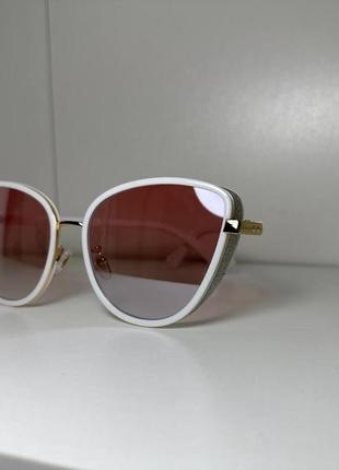 Жіночі сонцезахисні окуляри кішечки white1 фото