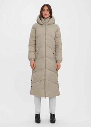 Куртка женская vero moda гольфик в подарок!!!!!