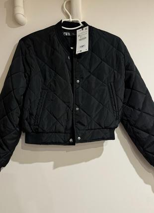 Бомбер куртка zara