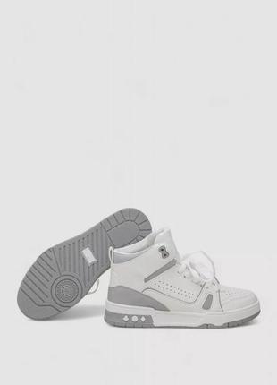 Кроссовки хайтопы женские