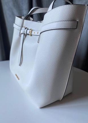 Белая кожаная сумка - тоут2 фото