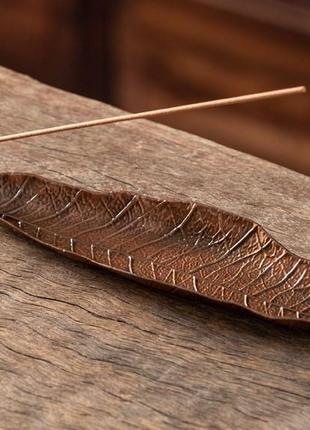 Металева підставка під ароматичні палички бронзовый листок