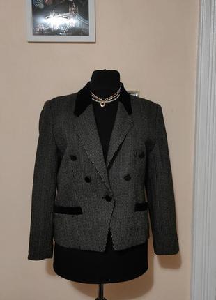 Піджак жакет жіночий стильний тренд