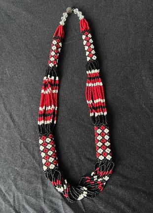 Кольє із бісеру