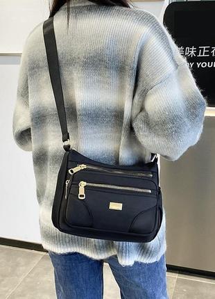 Женская сумка 2023 кросс-боди черная4 фото