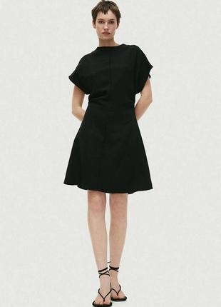 Платье h&m бежевое черное с принтом в полоску2 фото