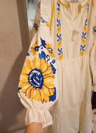 Колоритна сукня вишиванка, українське плаття вишиванка з соняшниками, етно сукня з вишивкою4 фото