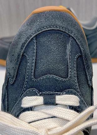 Замшевые кроссовки с потёртостями двойные шнурки4 фото
