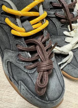 Замшевые кроссовки с потёртостями двойные шнурки3 фото