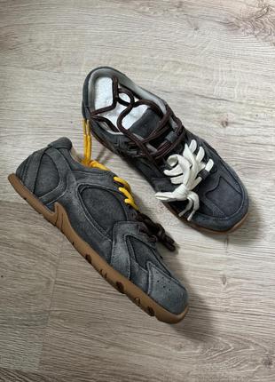 Замшевые кроссовки с потёртостями двойные шнурки2 фото