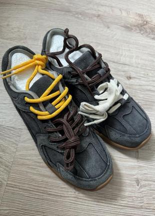 Замшевые кроссовки с потёртостями двойные шнурки8 фото