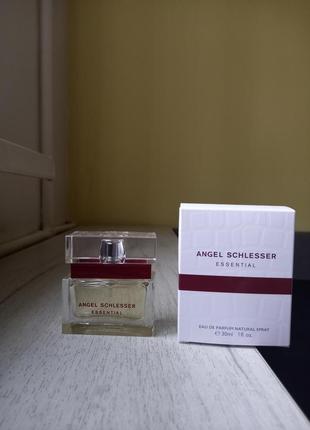 Angel schlesser - essential