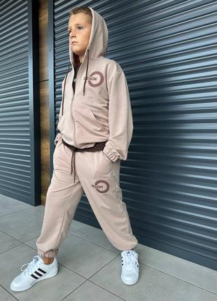 Костюм 8