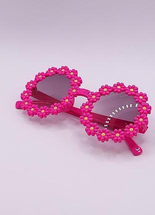 Дитячі сонцезахисні окуляри. оправа - ромашка. рожеві4 фото