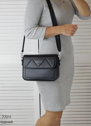 Женская стильная и качественная сумка из эко кожи черная4 фото