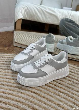 Кроссовки женские белые